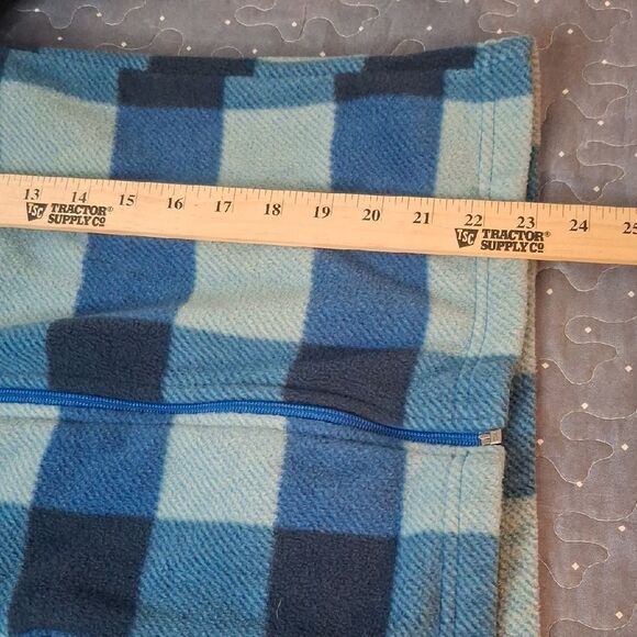Columbia Navy and Light Blue Checkered Fleece Jacket size medium - Picture 6 of 6